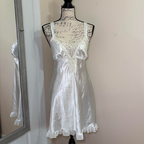 Vtg Linea Donatella White Lace Satin Slipdress - Picture 1 of 8